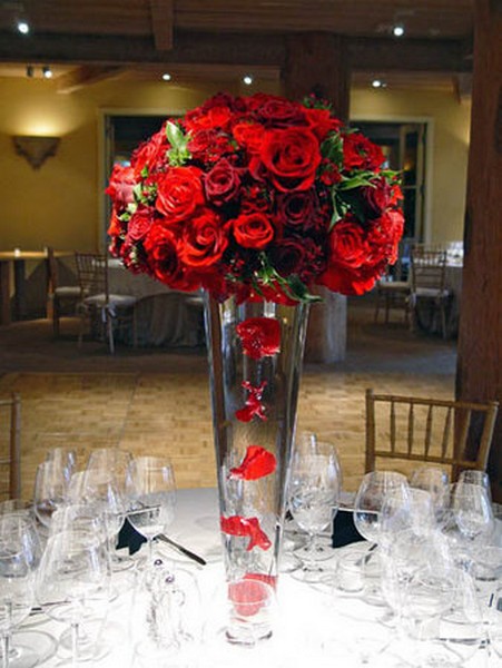 red-roses-floral-centerpieces-baby-shower