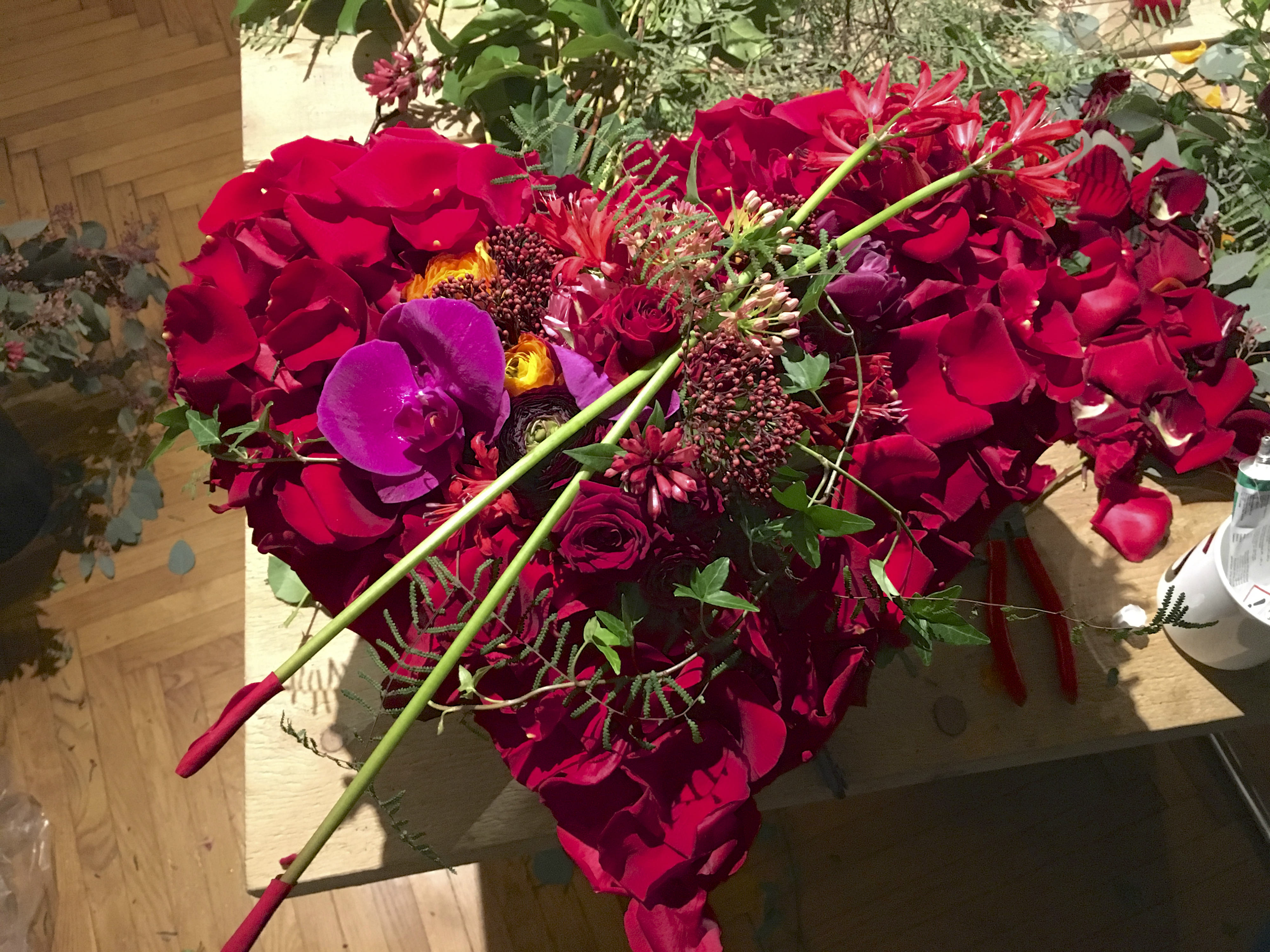 Valentine inspiration by Timo Bolte with Porta Nova Red Naomi SUPRA roses