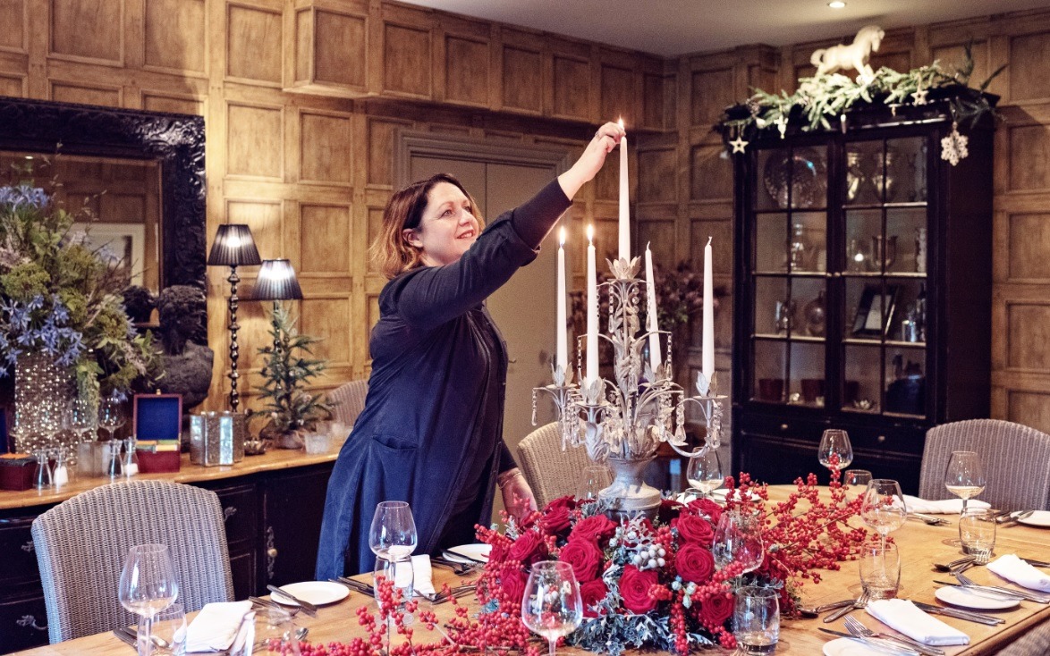 Sarah Crookstone porta nova Christmas red naomi dinner table one