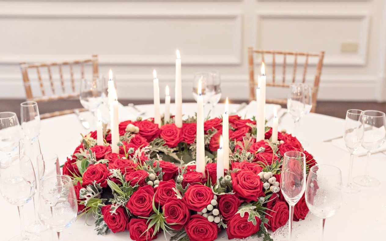 Sarah Crookstone porta nova Christmas red naomi dinner table four