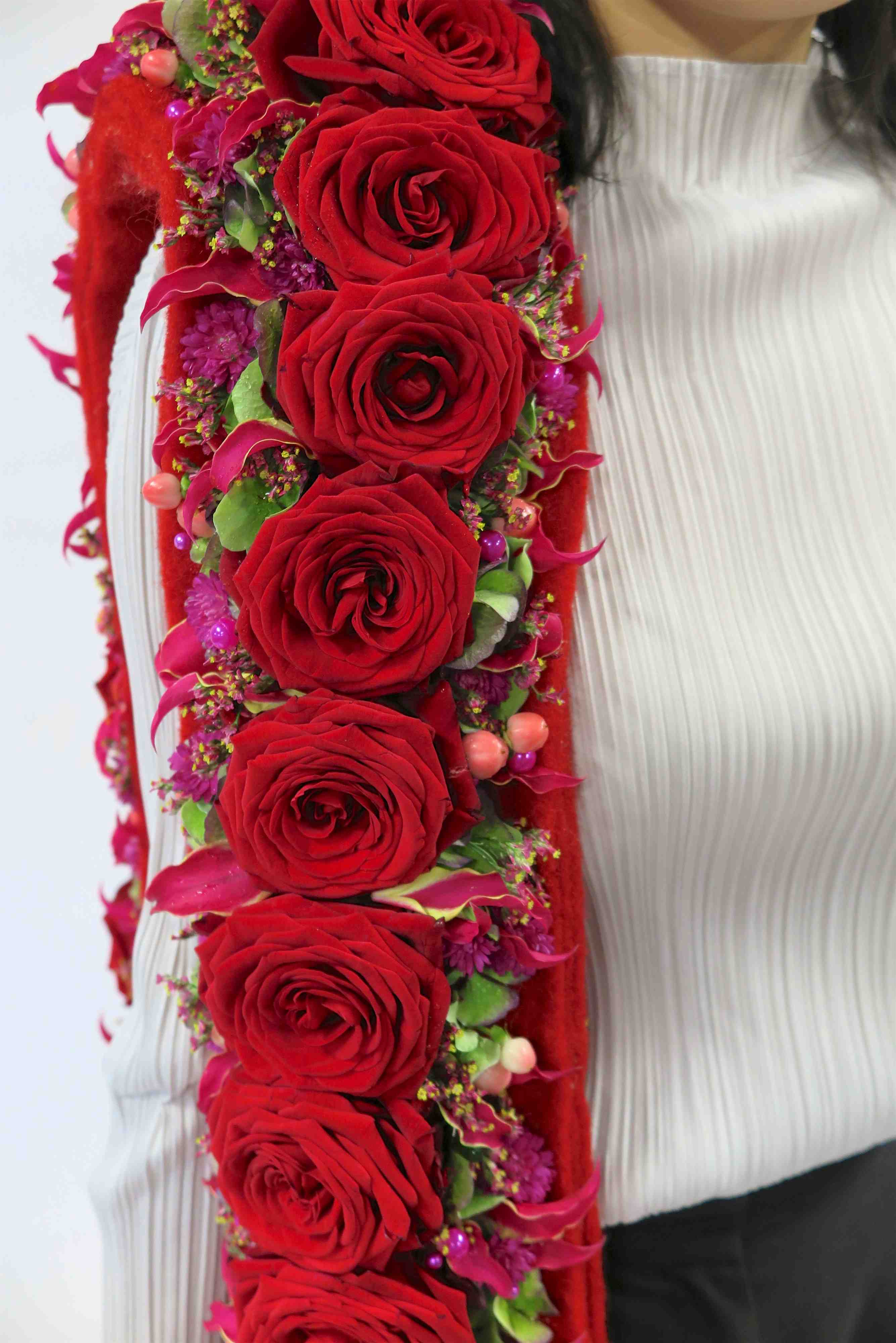 porta nova red naomi alex segura spanish designer valentines day